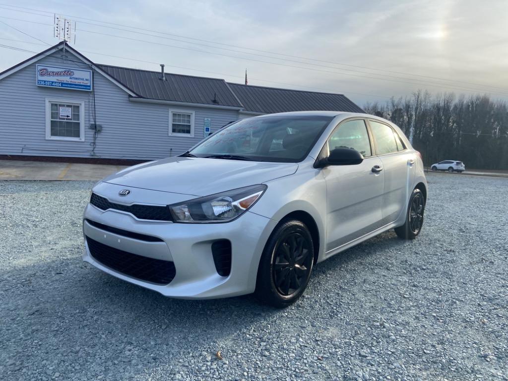 2018 Kia Rio 5-Door LX's photo