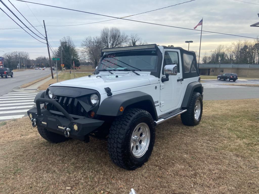 2012 Jeep Wrangler Sport's photo