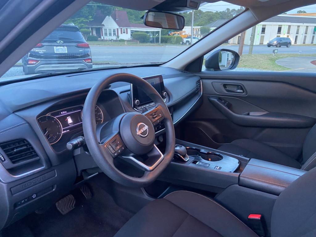 2024 Nissan Rogue S - Photo 10