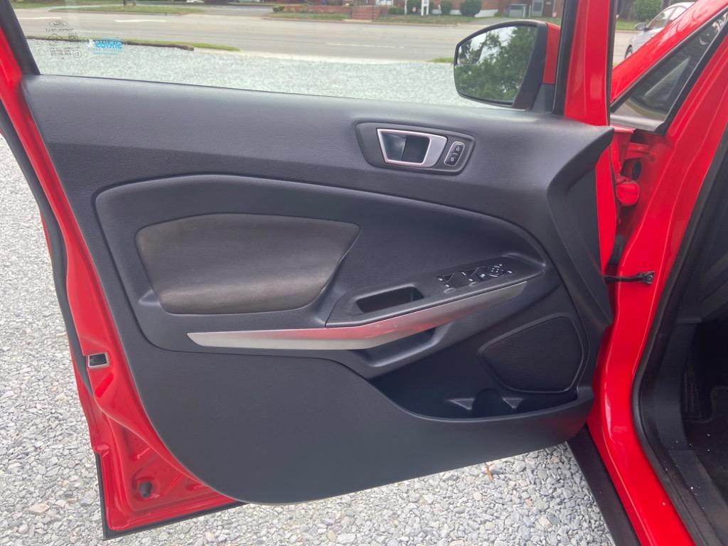 2018 Ford Ecosport SE - Photo 10
