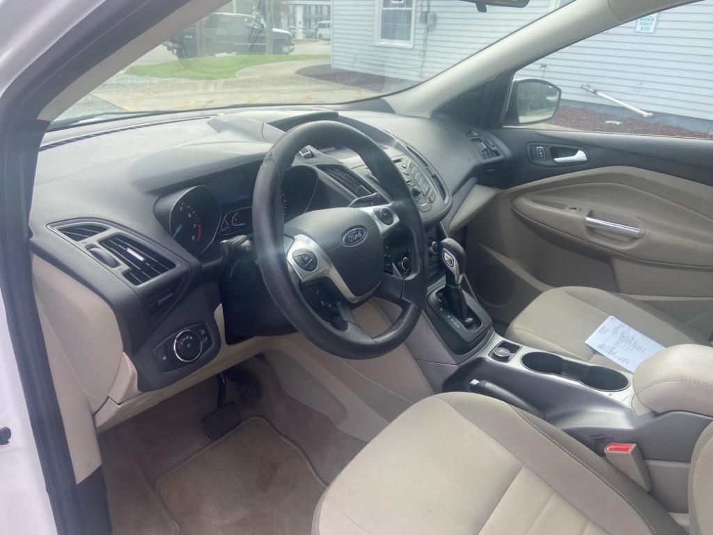 2014 Ford Escape SE - Photo 10