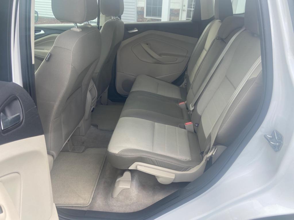 2014 Ford Escape SE - Photo 12
