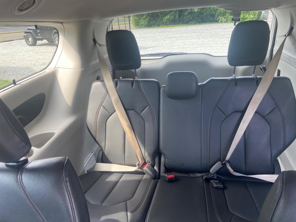 2019 Chrysler Pacifica Touring L - Photo 14